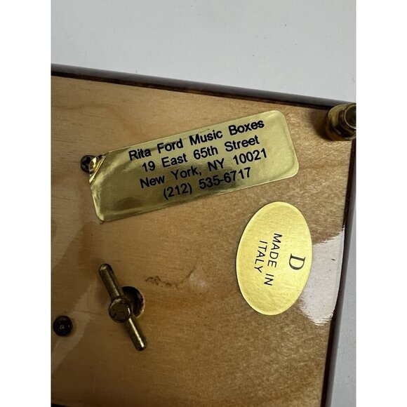 Rita Ford Music Boxes Angel - Swiss Reuge Movement Italy Made Wood Music Box - Picture 5 of 9